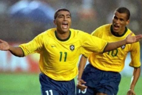 行侠换回年 行侠换回年