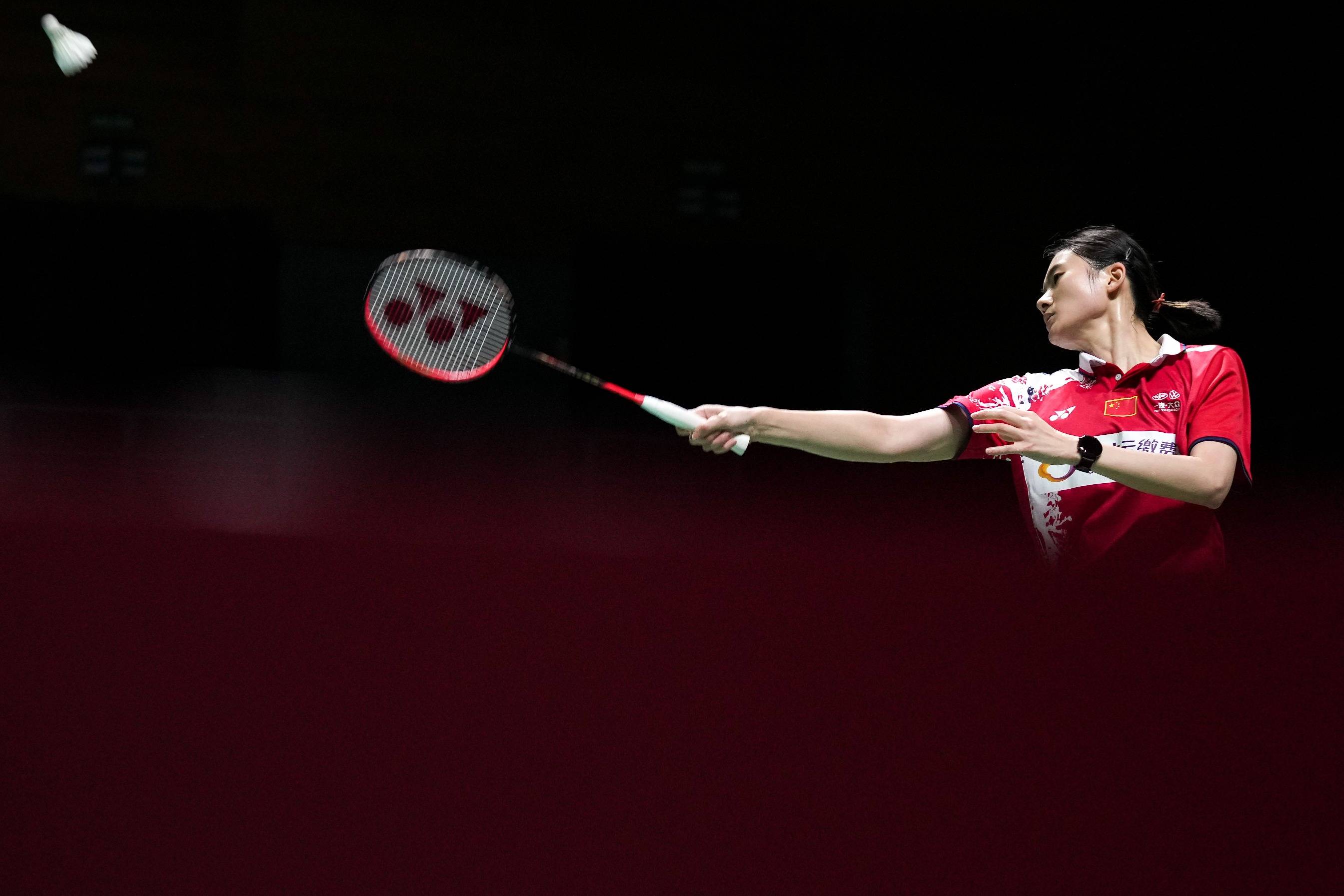 她能以更为 她能以更为