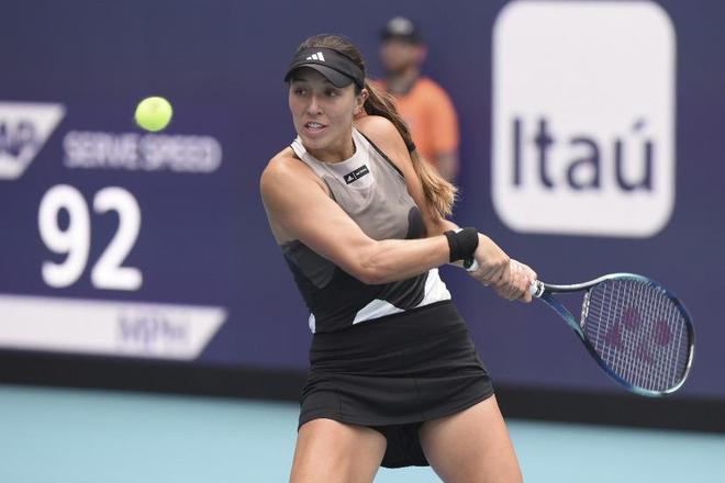 扬科特尼克 扬科特尼克